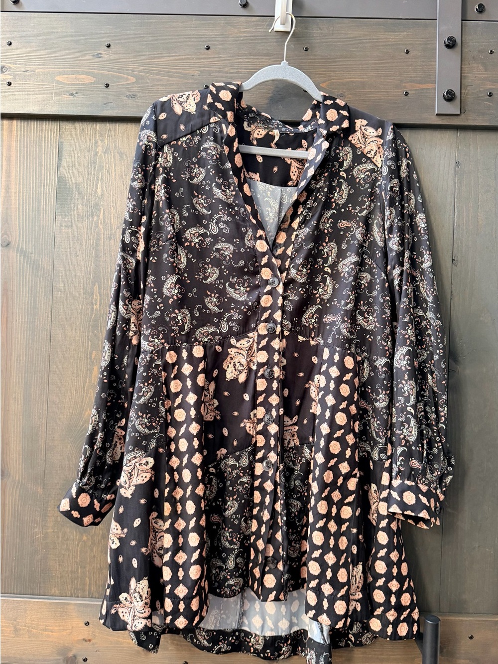Women’s Black Paisley Button-Front Tiered Dress